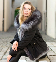 Vorschau: Winterparka mit Pelz Silberfuchs Winterparka mit Fell Pelzkragen Vorschau: Winterparka mit Pelz Silberfuchs Winterparka mit Fell Pelzkragen