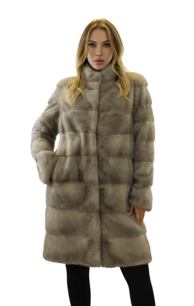 Nerzmantel, Nerzjacke, Nerzweste in einem