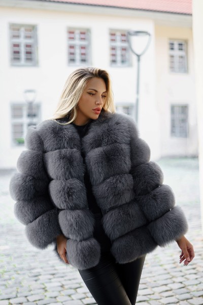 Echtpelz Jacke „Gyda“ aus Echtfell Fuchs