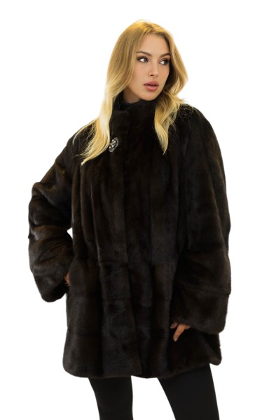 Damen Pelzjacke aus Nerz in warmem Braun